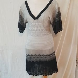 Cherry knit womans size large shirt dress